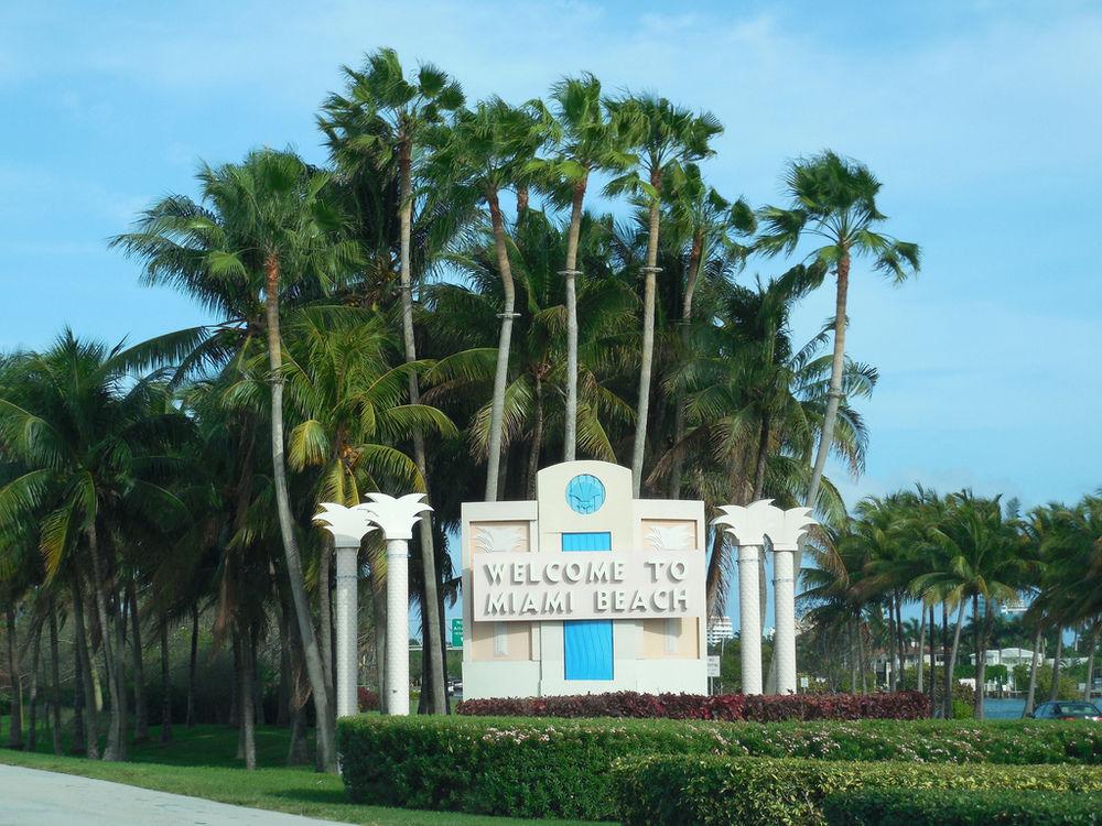 Island House South Beach (Adults Only) Miami Beach Bagian luar foto