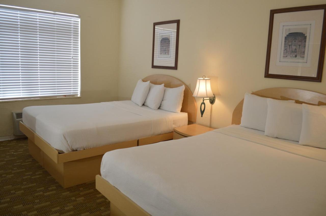 Island House South Beach (Adults Only) Miami Beach Bagian luar foto